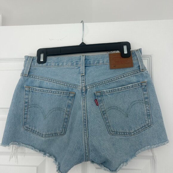 Levi's 501 Original Short - Picture 3 of 4